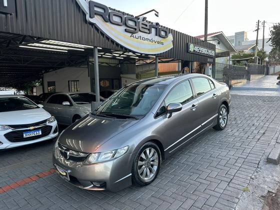 HONDA CIVIC 1.8 LXL 16V FLEX 4P AUTOMÁTICO